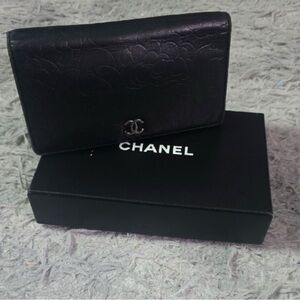 CHANEL Black Soft Leather Camilla Flower Long Wallet